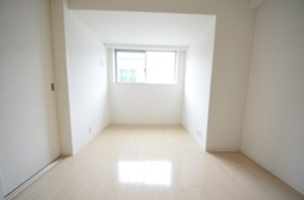 ドゥーエ東高円寺の物件内観写真